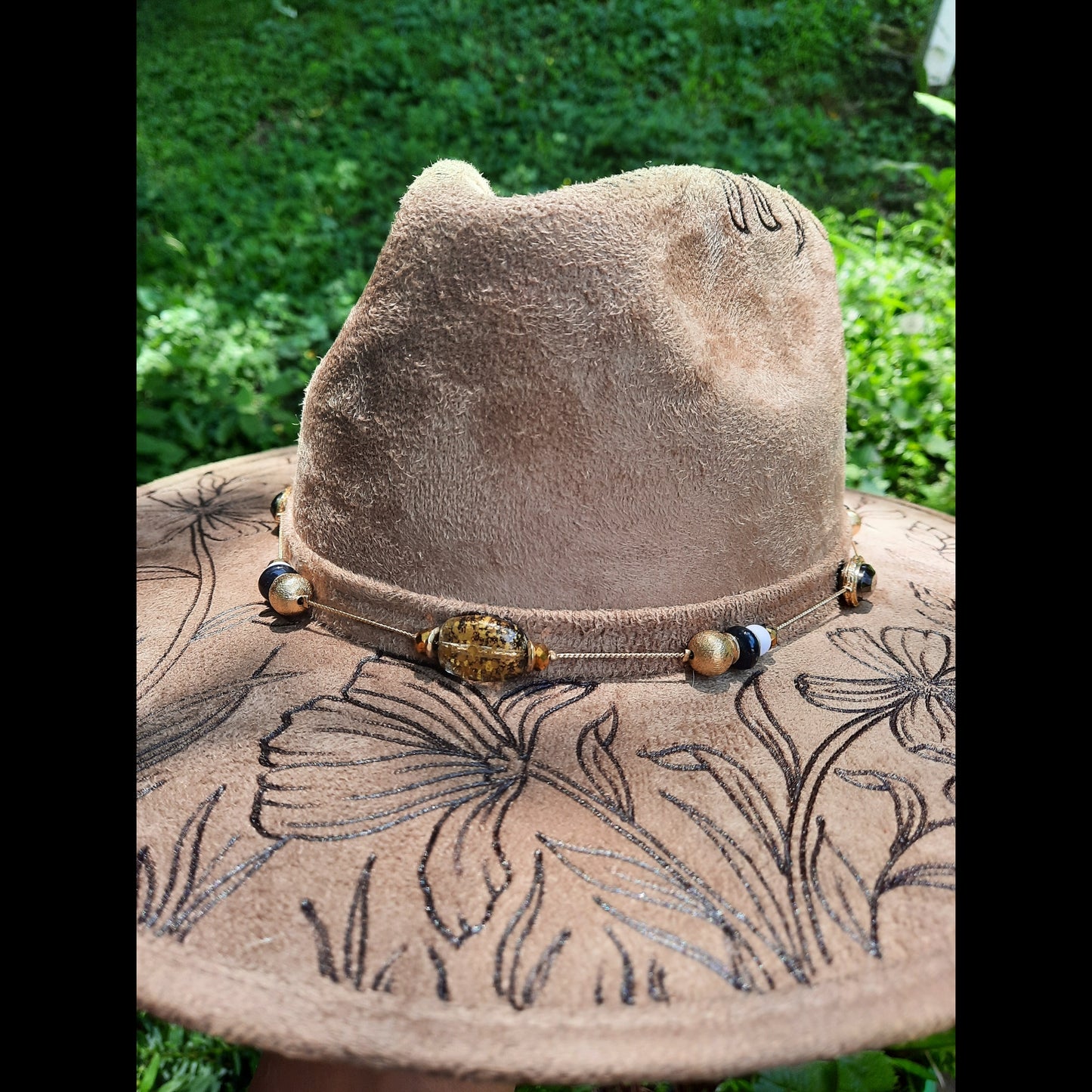 Vegan suede wildflower medium brim hat