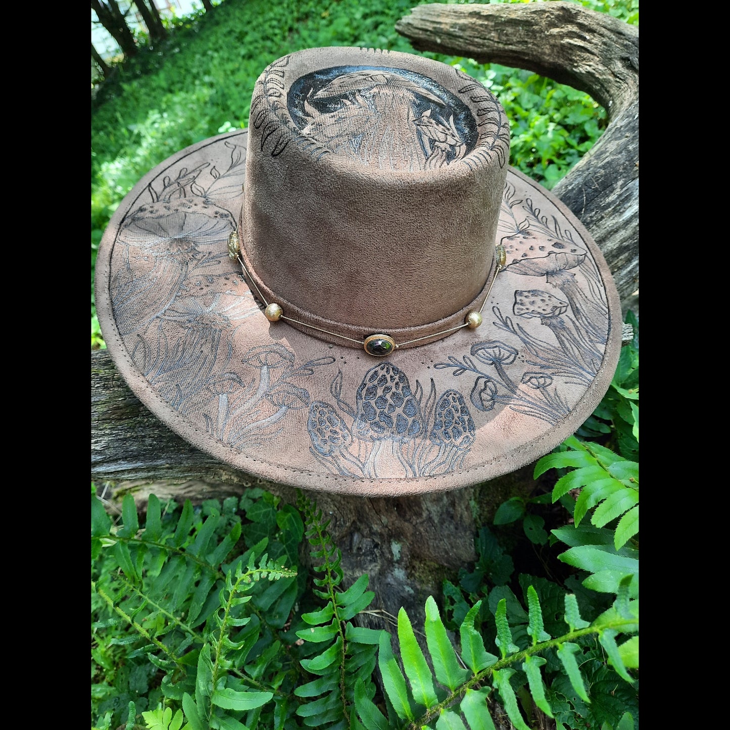 Vegan suede mushroom medium brim hat